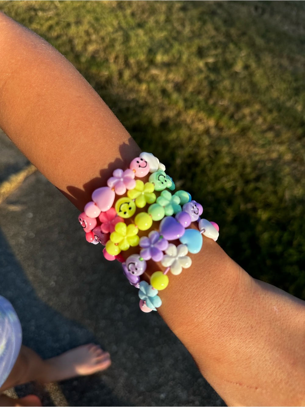 Kids Multicolor Flower and Heart Bead Stretch Bracelet Set